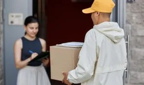 Door-To-Door Service Door-To-Door-Service
